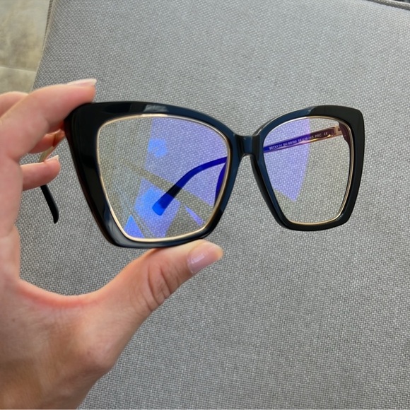 DIFF Becky IV blue light glasses (Black & Gold) - Picture 7 of 11